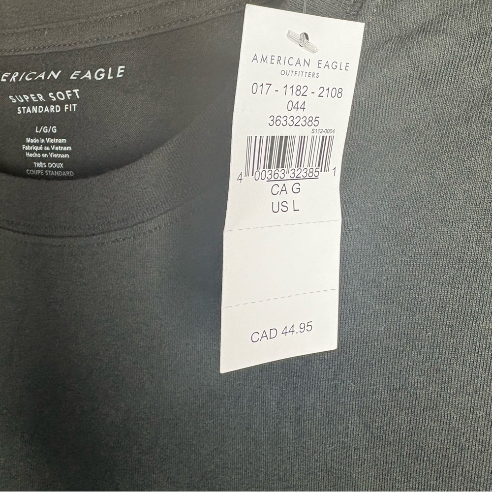 NWT American Eagle AE Photoreal Black Super Soft Long Sleeve Shirt Large - Picture 8 of 8